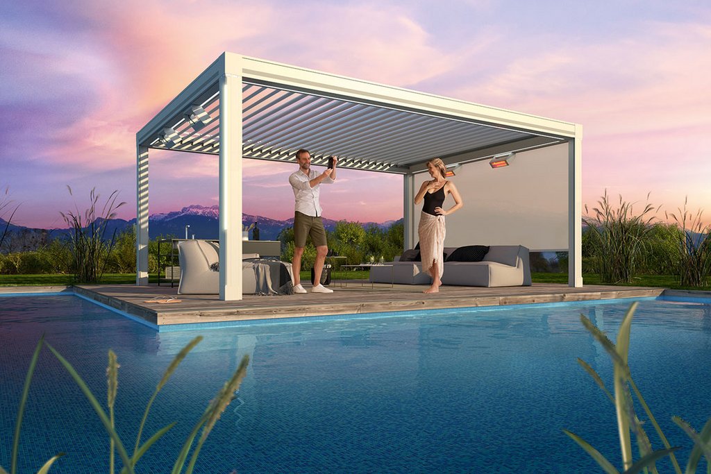 Moderne Überdachung über einer Terrasse am Pool, umgeben von Wasser und Pflanzen, mit Menschen im Vordergrund. Moderne Überdachung über einer Terrasse am Pool, umgeben von Wasser und Pflanzen, mit Menschen im Vordergrund.