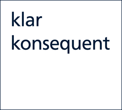 Weißer Hintergrund mit blauer Schrift in starkem, modernem Schriftstil.